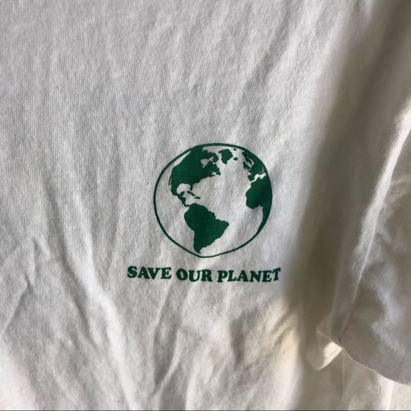 *SOLD*Roomy save the planet crop top size small - Picture 3 of 11